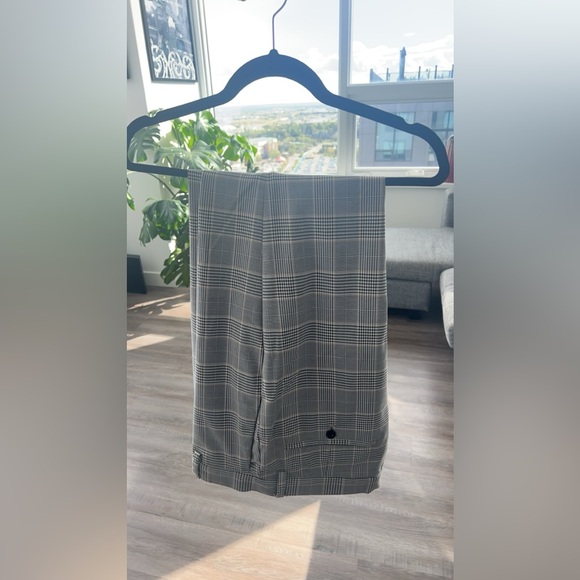 Men’s Window Pane Dress Pants - Picture 2 of 2